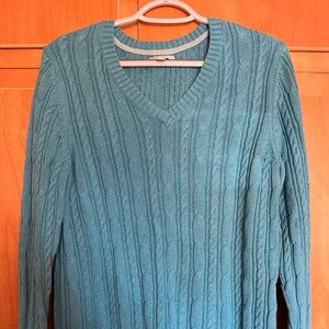 Women’s Croft and Barrow Cable knit sweater